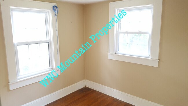 Building Photo - 186 Glendale Ave