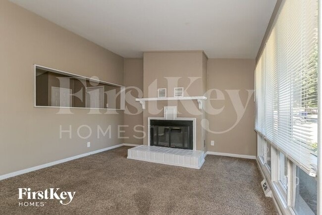 Foto del edificio - 335 St Edward Ln