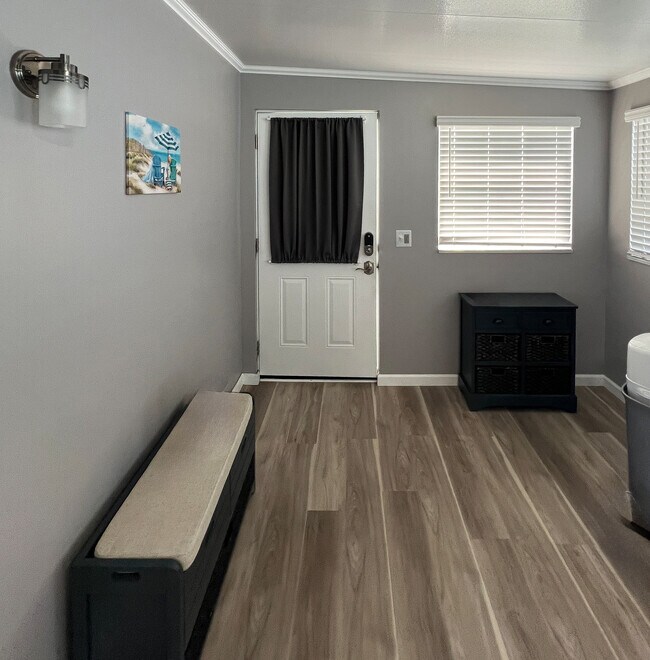 Foto del edificio - 6501 SE 55th St