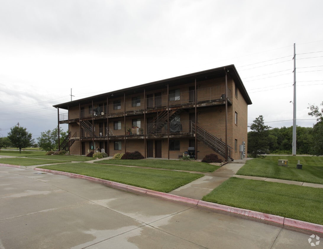 Primary Photo - 4000 Northlund Dr