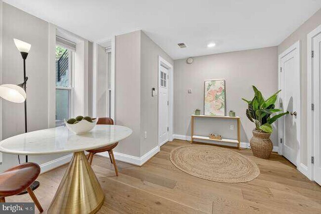 Foto del edificio - 1450 Fairmont St NW