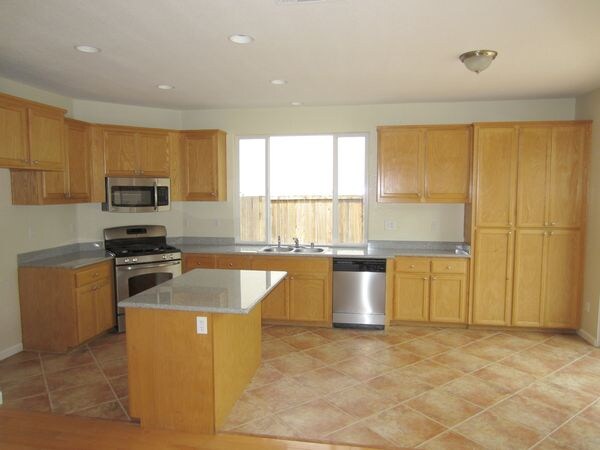 Building Photo - 4127 Shelter Cove Ct
