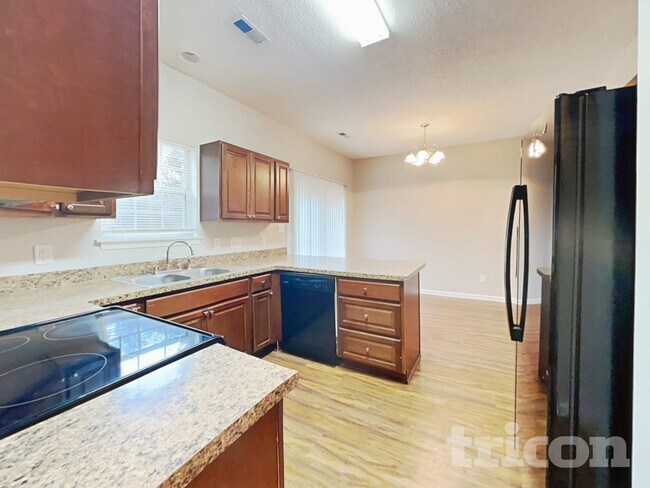 Building Photo - 10419 Battle Ct