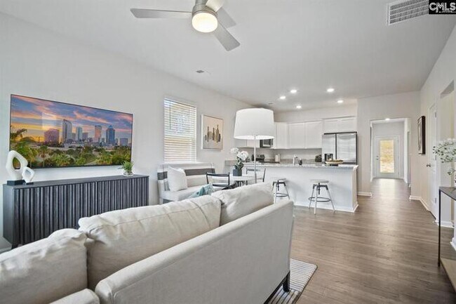 Foto del edificio - 445 Lady Liberty Wy