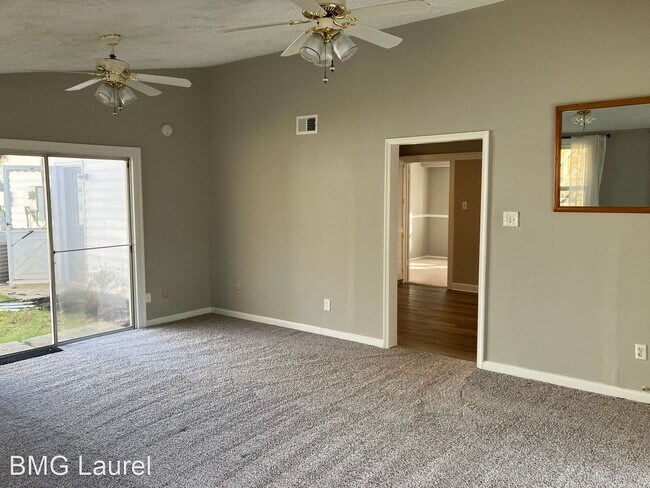 Building Photo - 5 br, 3.5 bath House - 12508 Rockledge Dr