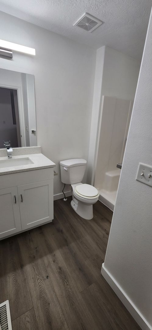 Foto del edificio - Charming 3 Bedroom Townhome For Rent in Herriman!