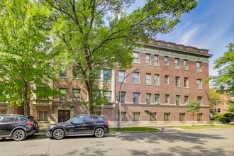 Building Photo - 5108 S Woodlawn Ave