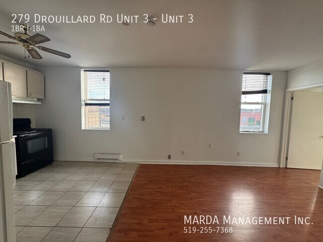 Photo du bâtiment - COZY 1 BED/1 BATH IN FORD CITY - PLUS HYDRO!