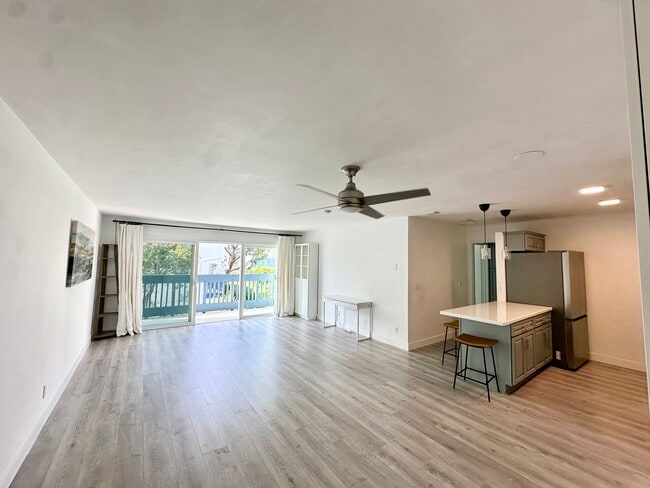 Foto del edificio - 607 S Prospect Ave