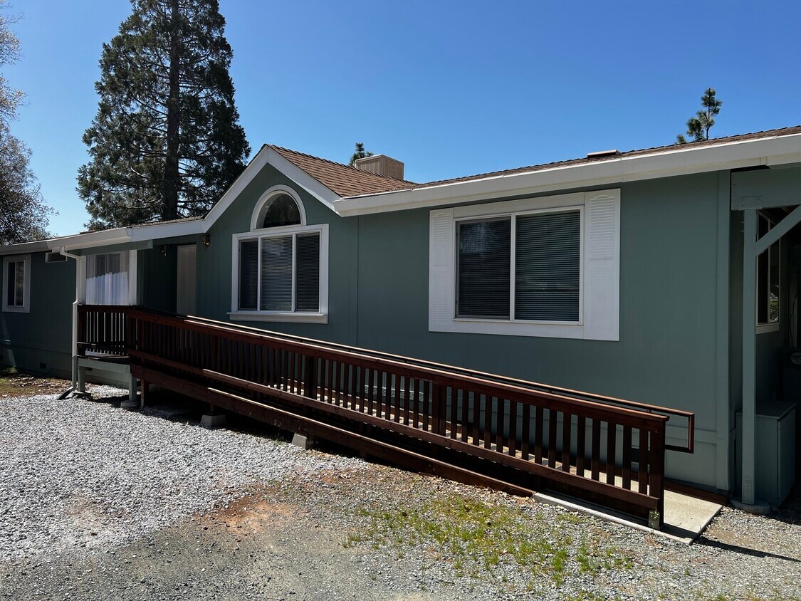 20400 Sturgis Rd, Sonora, CA 95370 House Rental in Sonora, CA