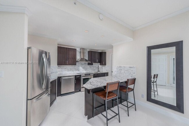 Foto del edificio - 300 South Pointe Dr