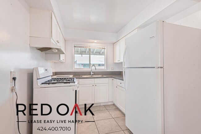 Building Photo - 3815 1/3 Baldwin Ave-59