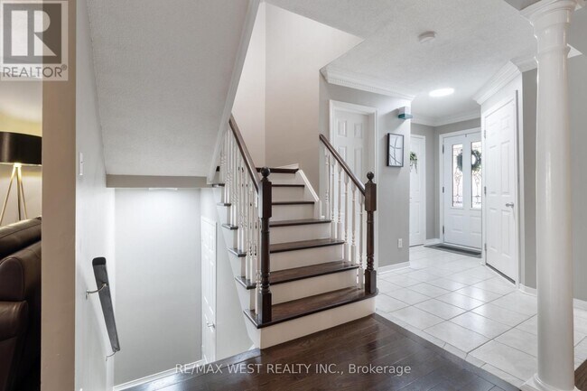 Photo du bâtiment - 81 Purcell Crescent