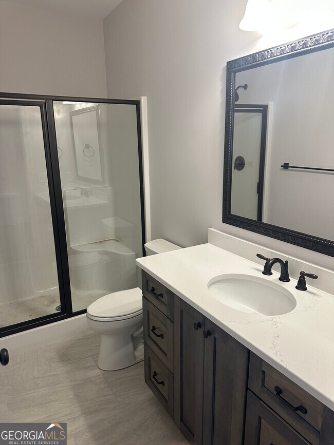 Foto del edificio - 227 Regency Ln SW