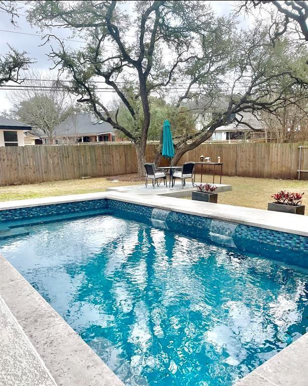 Foto del edificio - 6517 Walebridge Ln