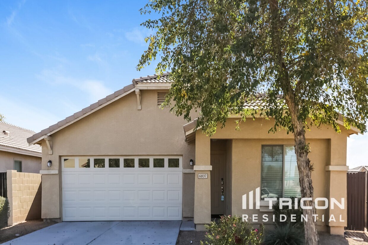 Foto principal - 6837 W Gary Way