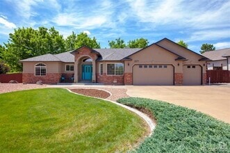 Building Photo - 2071 Stagecoach Ct
