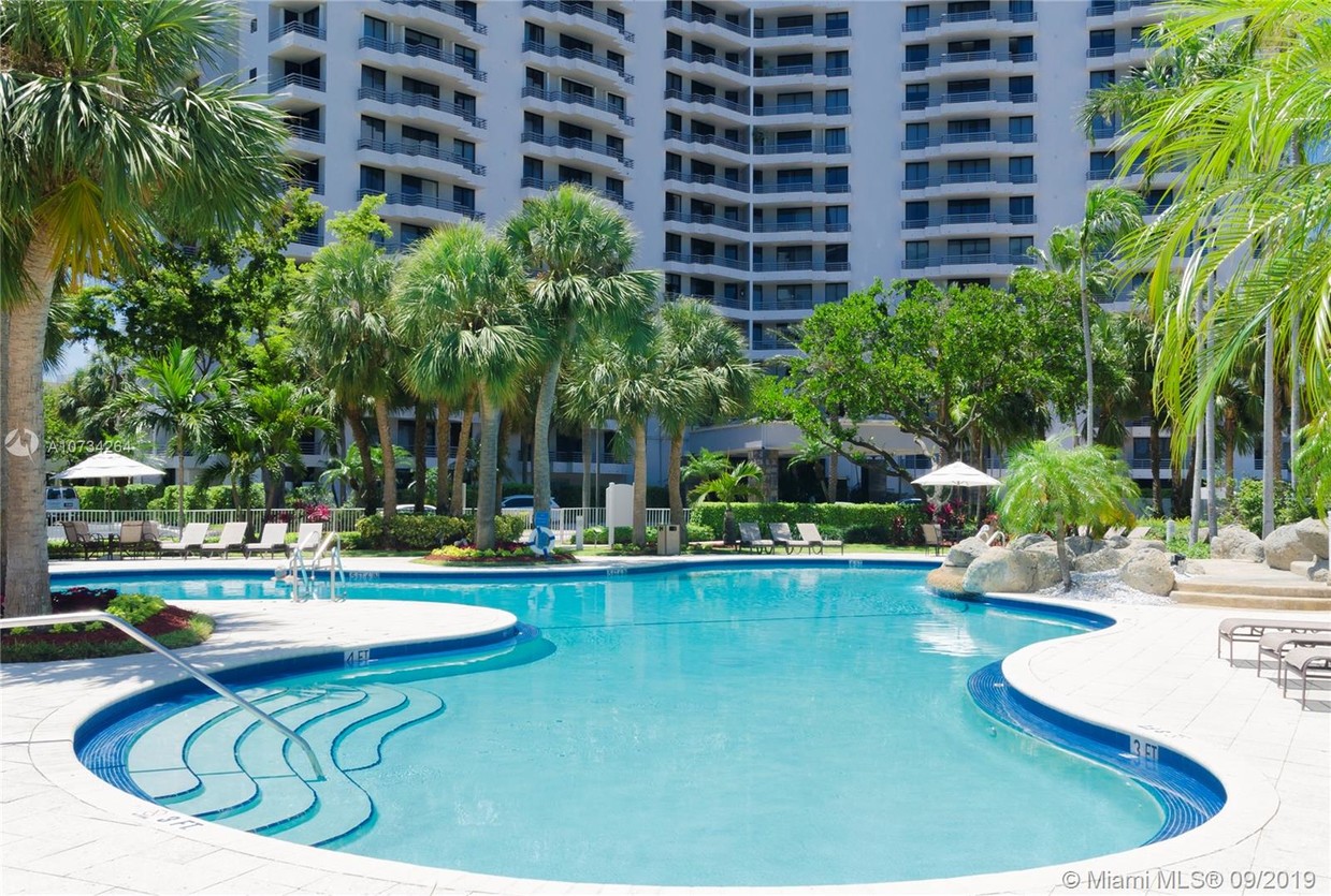 Primary Photo - Parc Central South Condominium