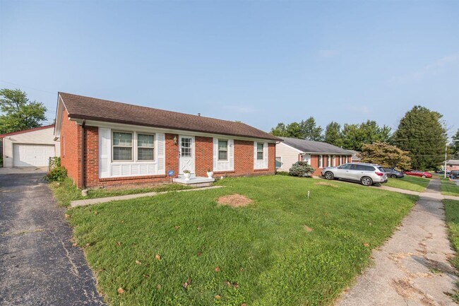 Building Photo - 1724 Gleneagles Dr