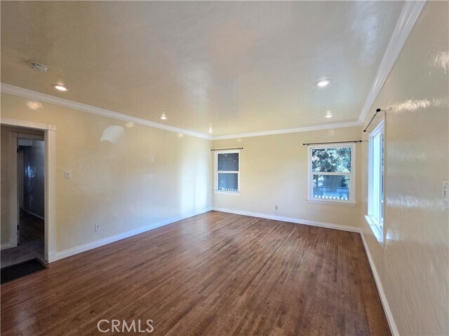 Foto del edificio - 5589 Lemon Ave