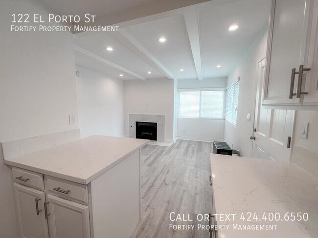 Building Photo - 122 El Porto St