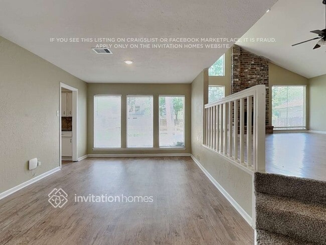 Building Photo - 3414 Creekbriar Dr
