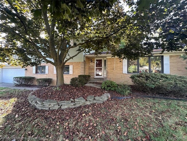 Foto del edificio - 5529 Pembury Ln