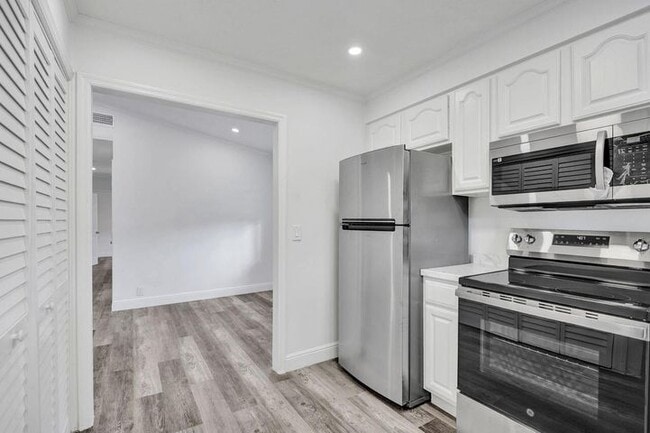 Foto del edificio - 229 SW 1st Ave