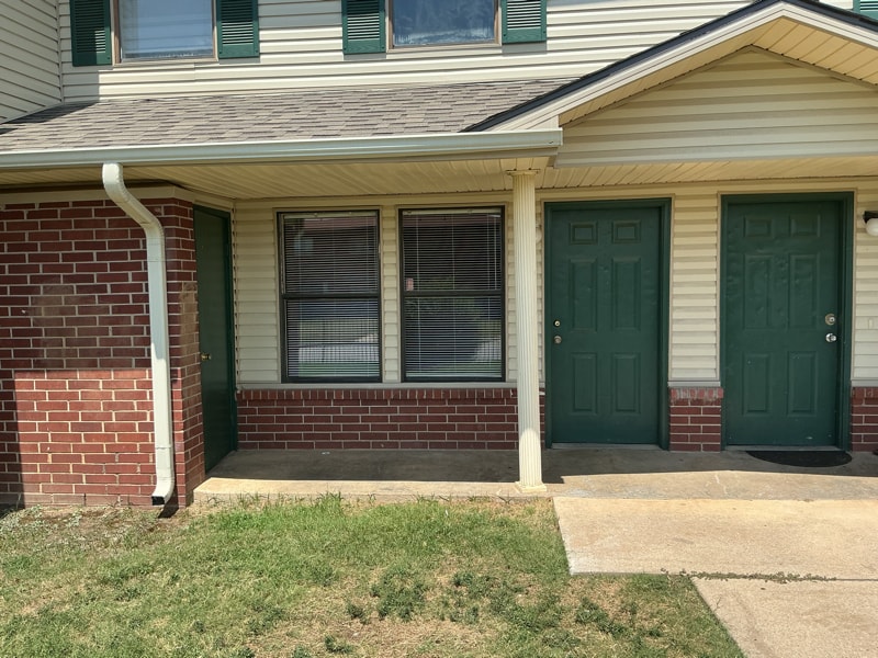 Primary Photo - 4301 Yorkshire Dr