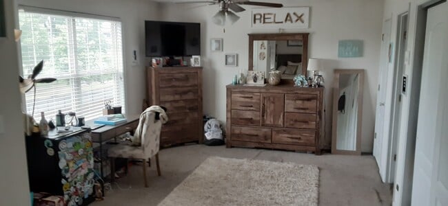 Bedroom - 1435 43rd St