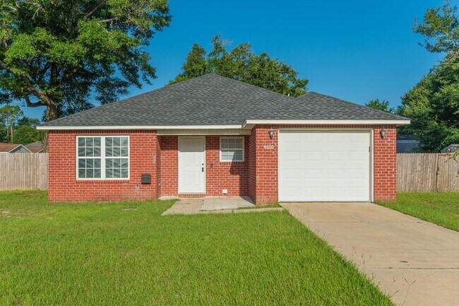 Foto del edificio - North Crestview Home!