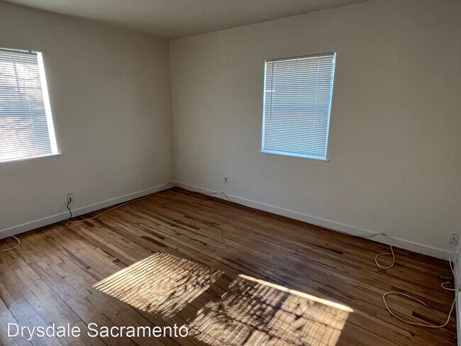 Building Photo - 2 br, 1 bath House - 2562 Norwood Ave