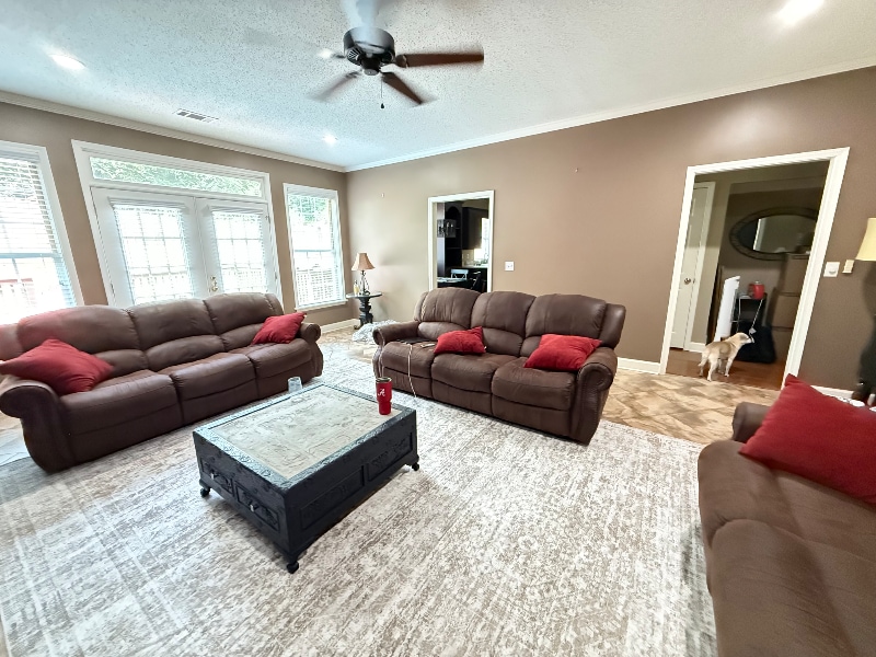 Building Photo - 6 Hickory Forest