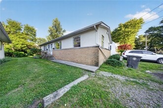 Building Photo - 1095 St Michaels Ave