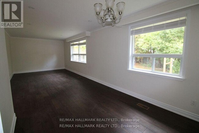 Building Photo - 389 Allgood St