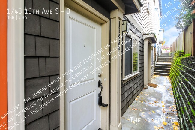 Foto del edificio - 1743 13th Ave S