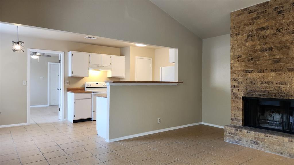 809 Lloyd Ln Elgin, TX 78621 Alquileres en Elgin, TX