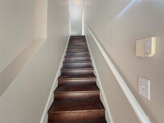 Foto del edificio - 5701 Bentgrass Dr