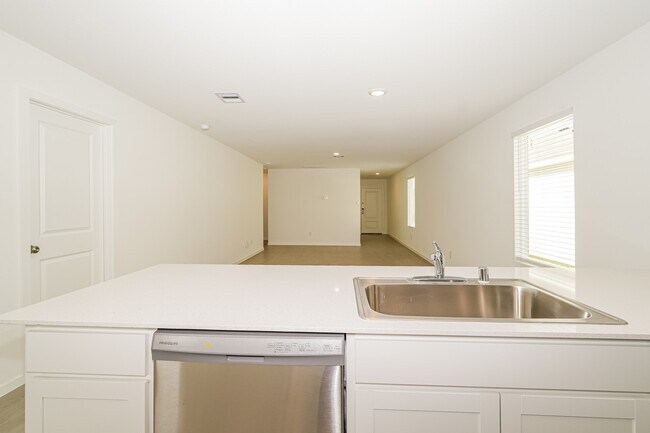 Building Photo - 10726 Red Orchid Dr