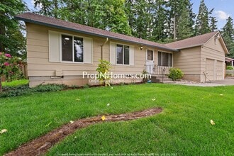 Building Photo - 5870 SW 192nd Ave