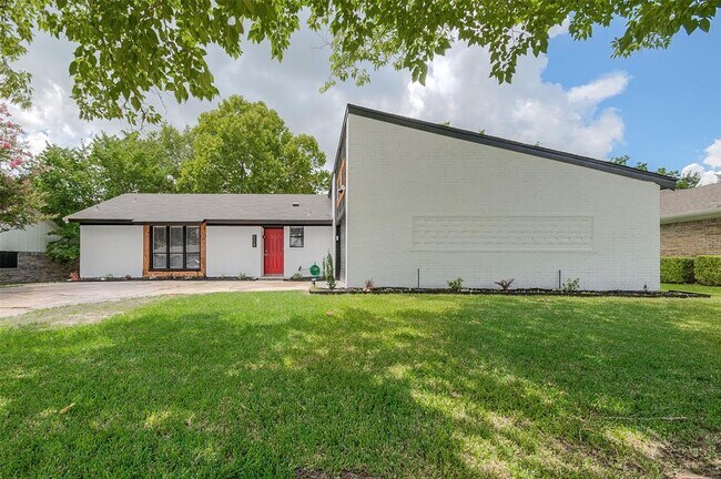 Building Photo - 808 Stimson St