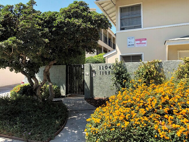 Foto del edificio - 11051 Hesby St