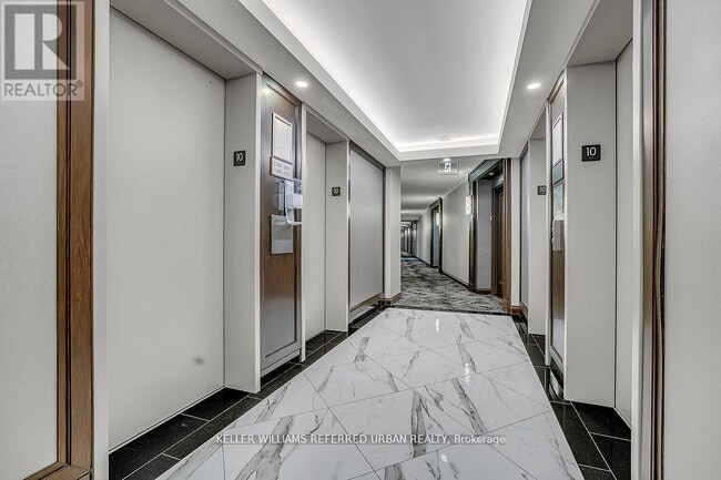 Building Photo - 5444 Yonge St