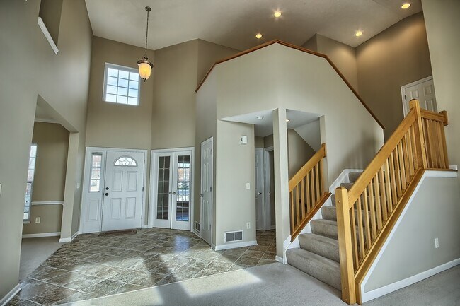 Foto del edificio - 7233 Springview Ln
