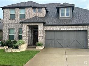 Building Photo - 5912 Priory Dr