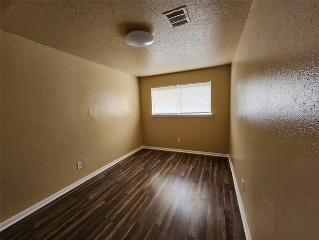 Building Photo - 4311 Yellowstone Blvd