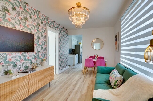 Foto del edificio - 1320 SW 11th St