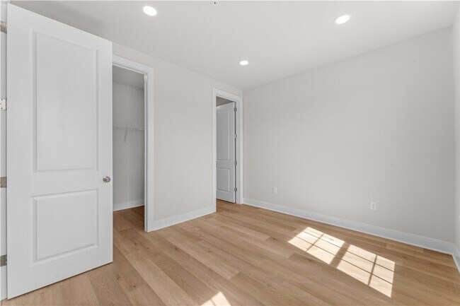 Building Photo - 206 Oliver Wy