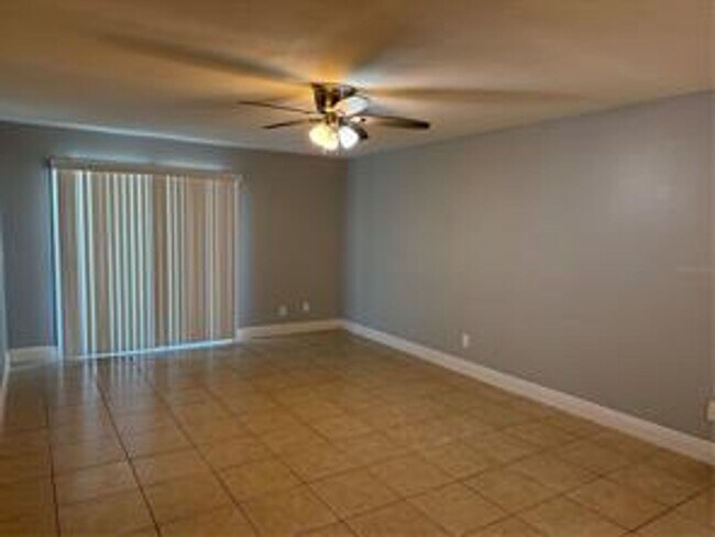 Foto del edificio - 2/1 in Groveland