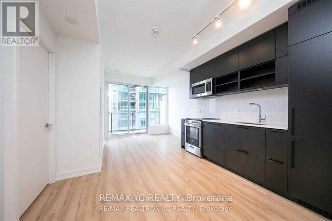 Photo du bâtiment - 135 E Liberty St